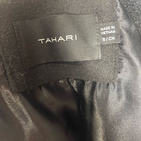 Tahari Lurex Plaid Bucle Coat - Picture 6 of 6